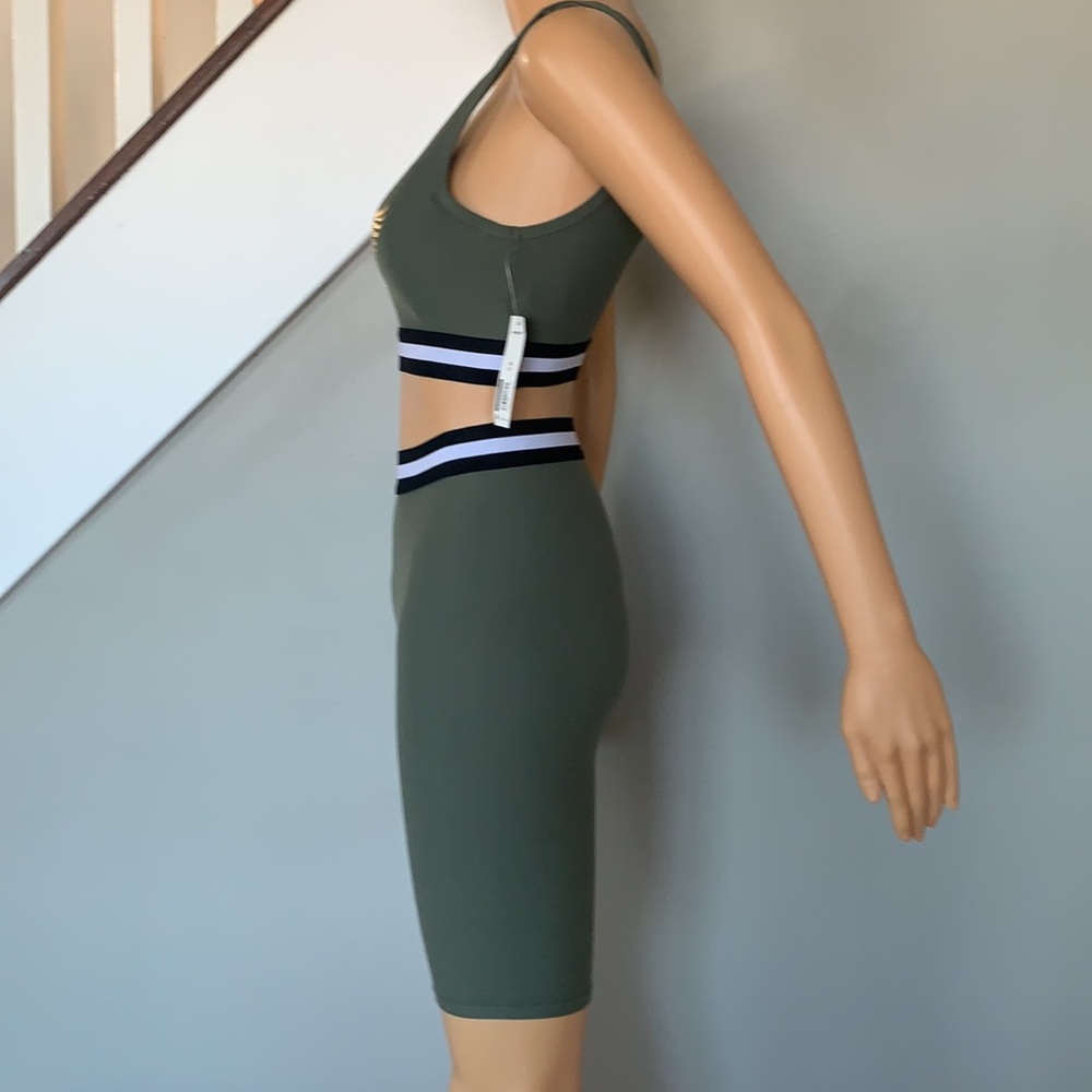 2pc set - Picture 4 of 5